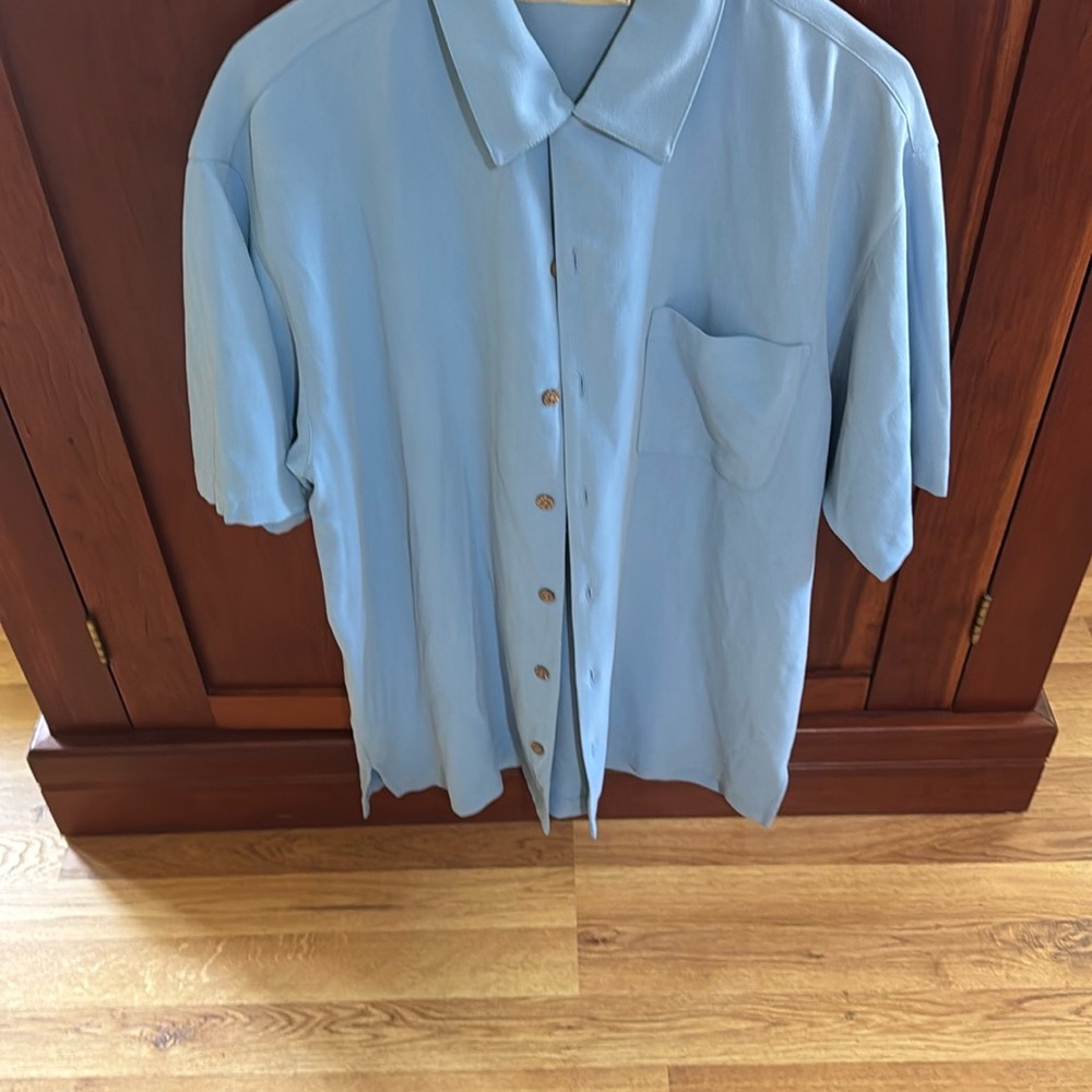 Tommy Bahama Sky Blue Casual Button Down Shirt